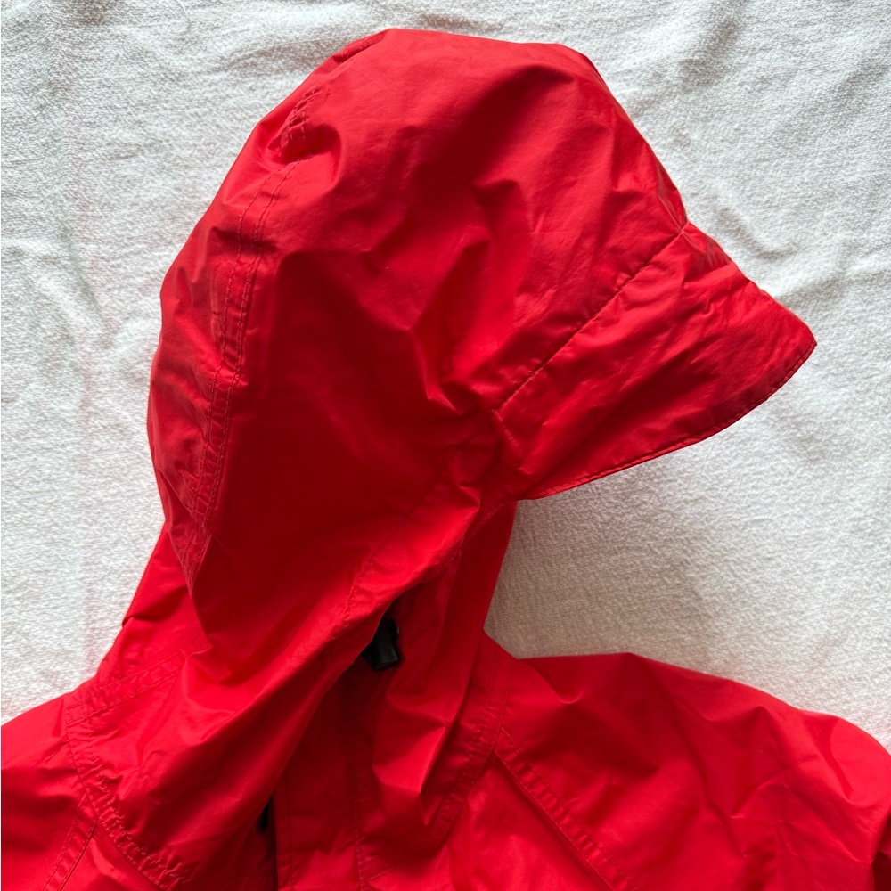 Vintage North Face  Red Hooded Rain Jacket Large - Picture 16 of 17